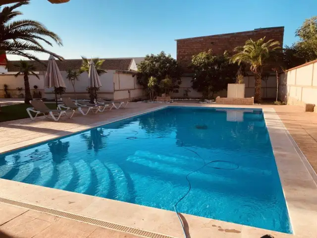 Piscina de la Casa Rural Villarrubia